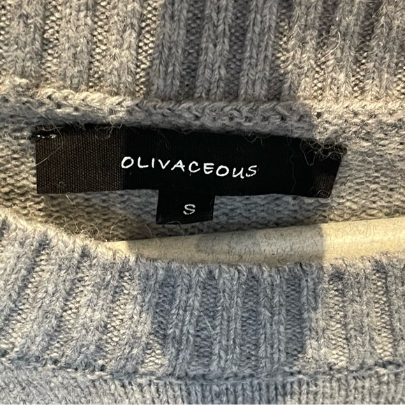 Olivaceous distressed knit sweater - Picture 2 of 2